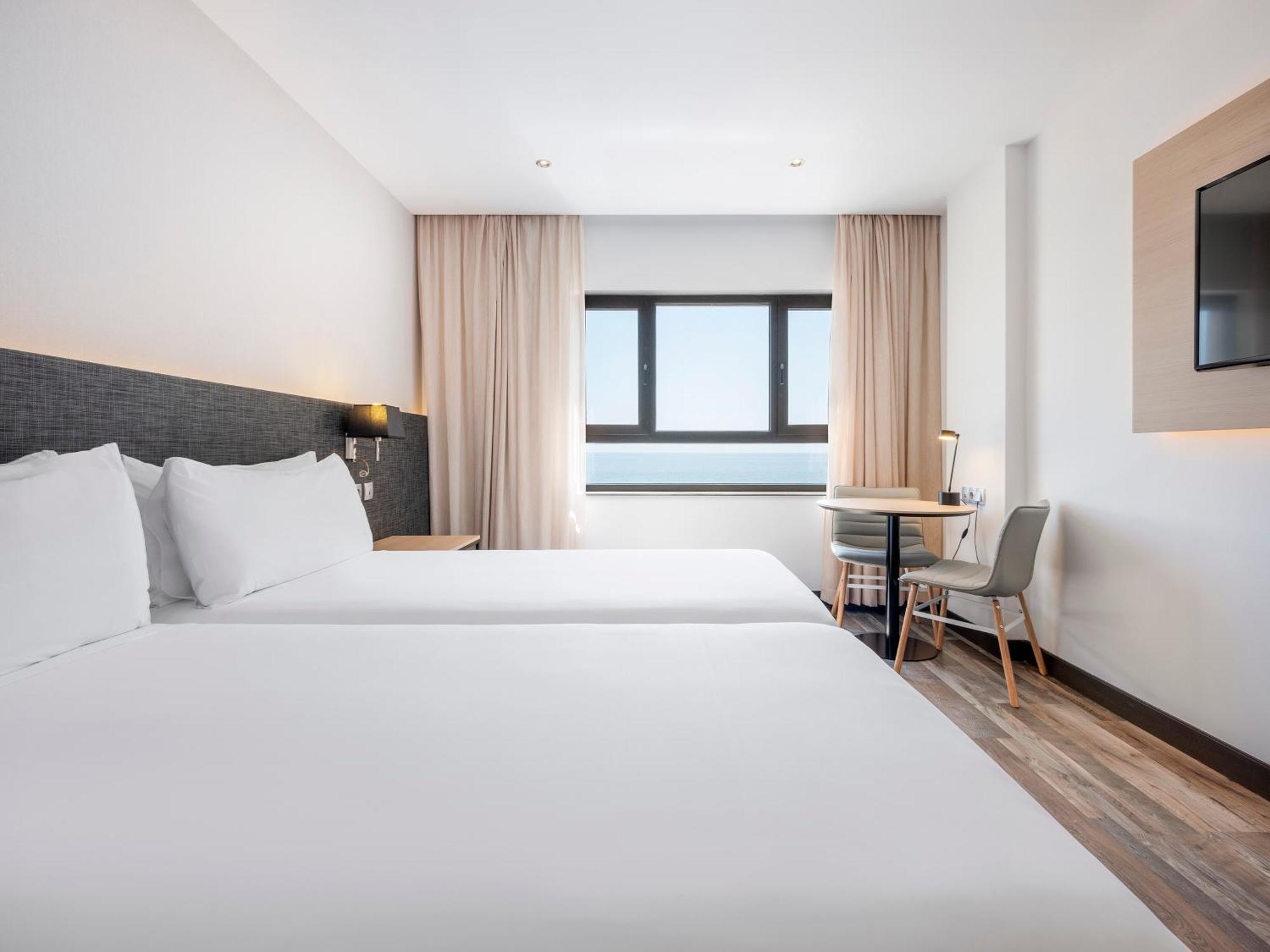Hotel Cadiz Paseo Del Mar, Affiliated By Melia Екстериор снимка